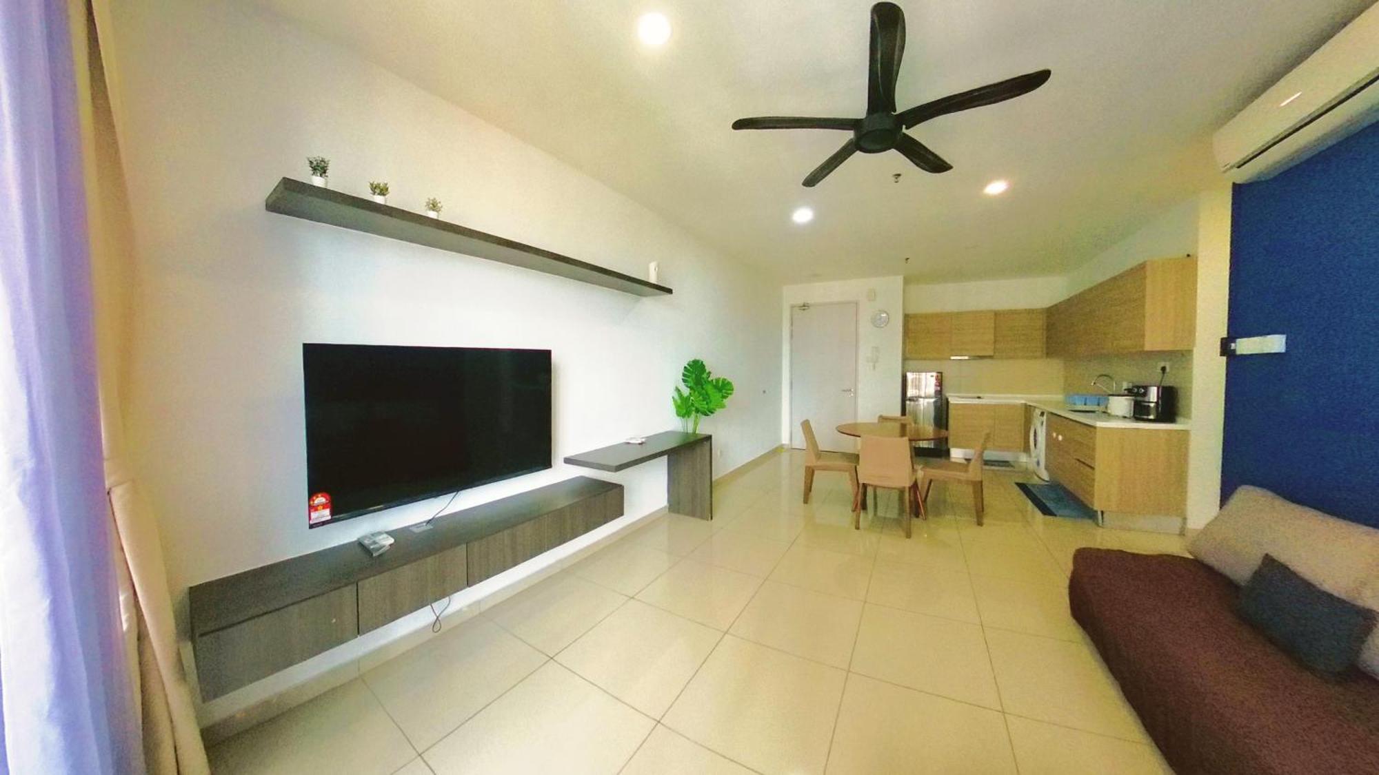 9Pax 2R2B Family Suite, I-City, I-Suite, Hyde, Beside Theme Park, Wifi 50-55" Smart Tv Shah Alam Kültér fotó