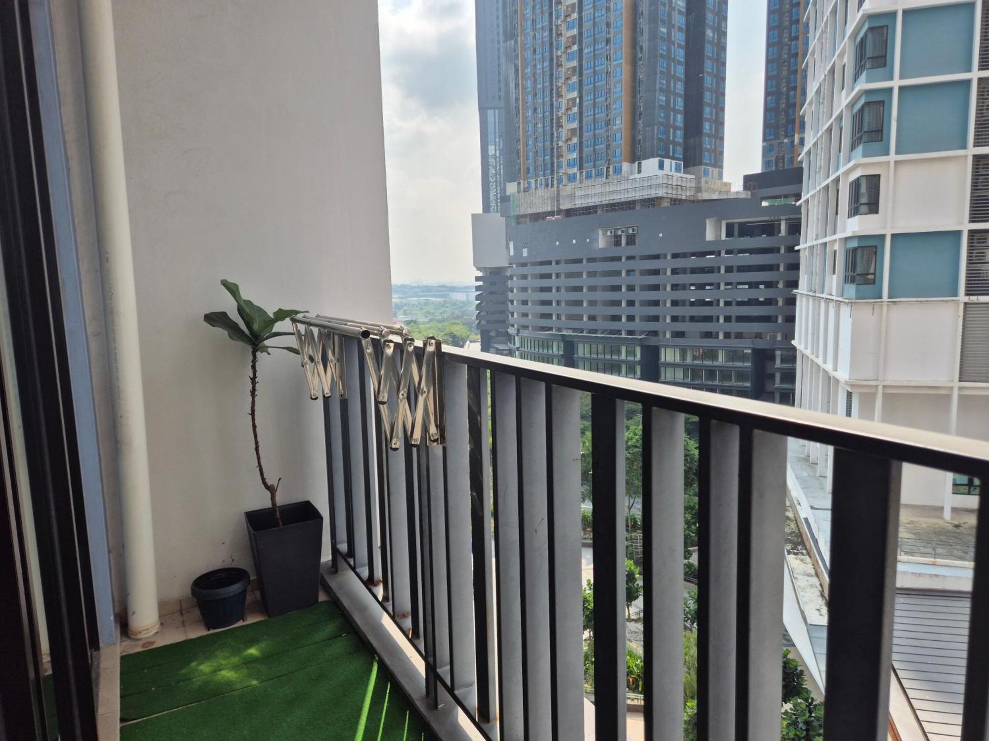 9Pax 2R2B Family Suite, I-City, I-Suite, Hyde, Beside Theme Park, Wifi 50-55" Smart Tv Shah Alam Kültér fotó